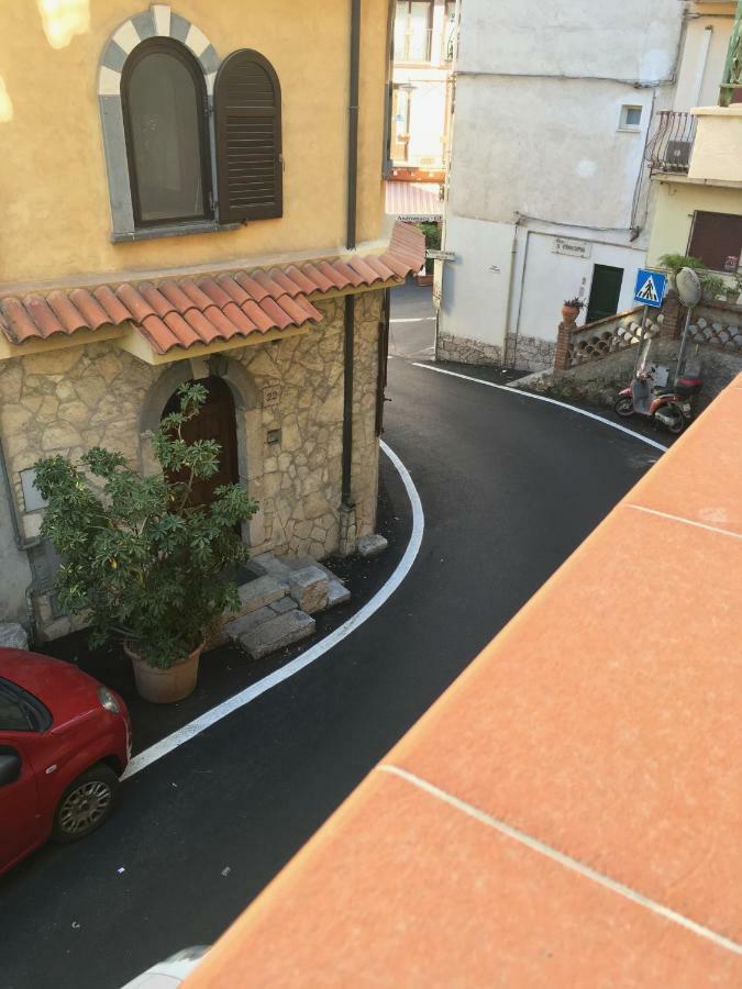 شقة Quirino'S House تاورمينا المظهر الخارجي الصورة